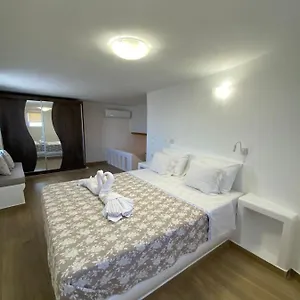 Alamana's House - Ideal For Couples Appartamento